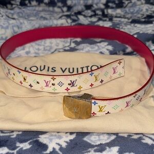 Louis Vuitton Murakami Women's or Men’s Belt. 80/32 in like new condition!